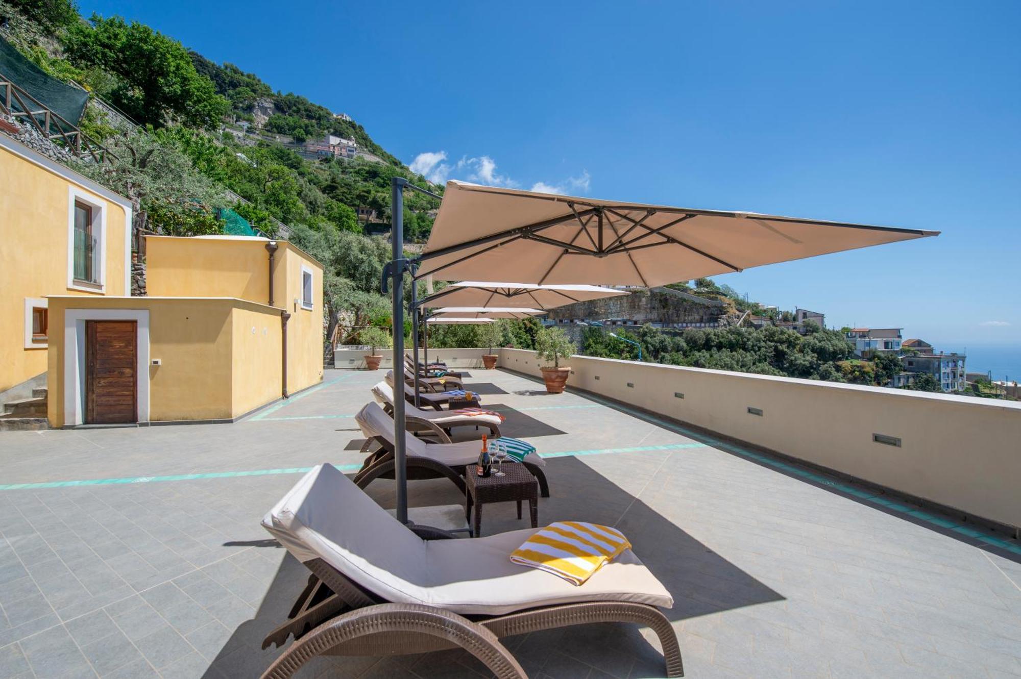 Le Contrade By Sosore Holiday Homes -Amalfi Coast Furore Zimmer foto